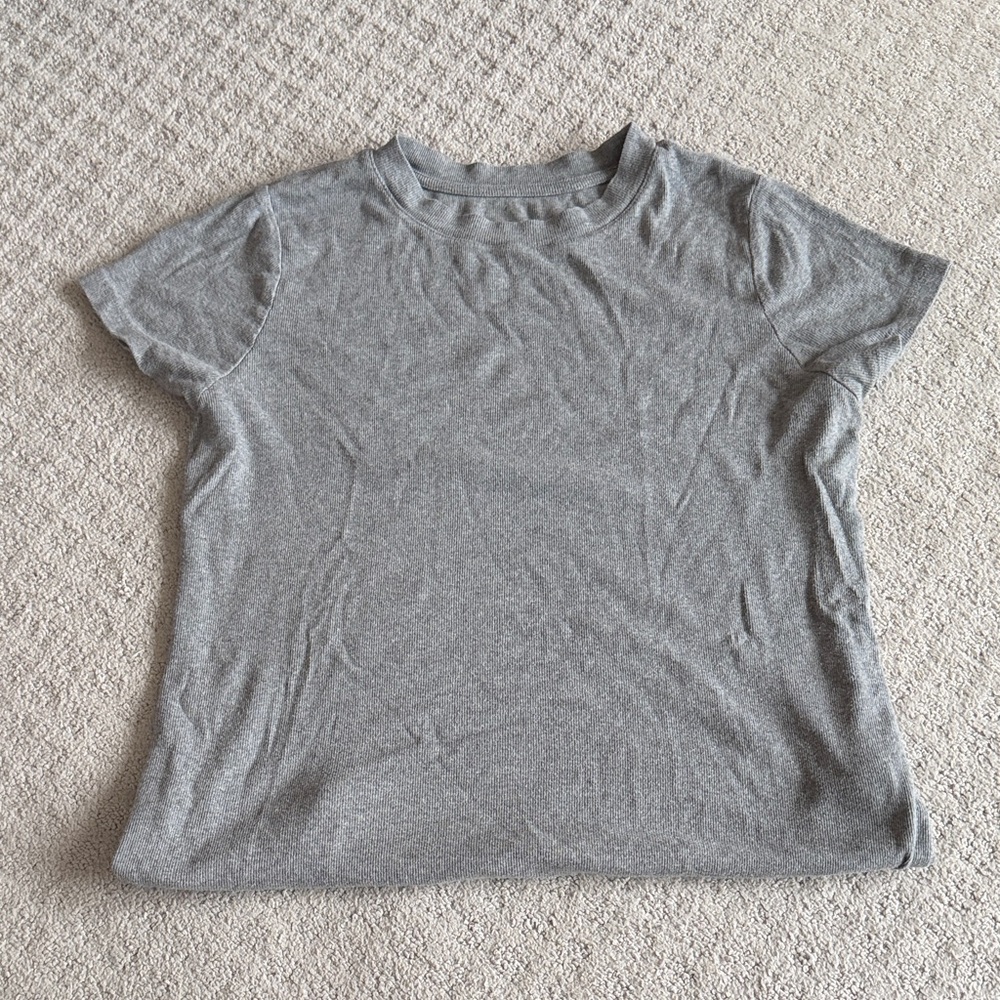 a new day Heather Gray Short Sleeve Tee